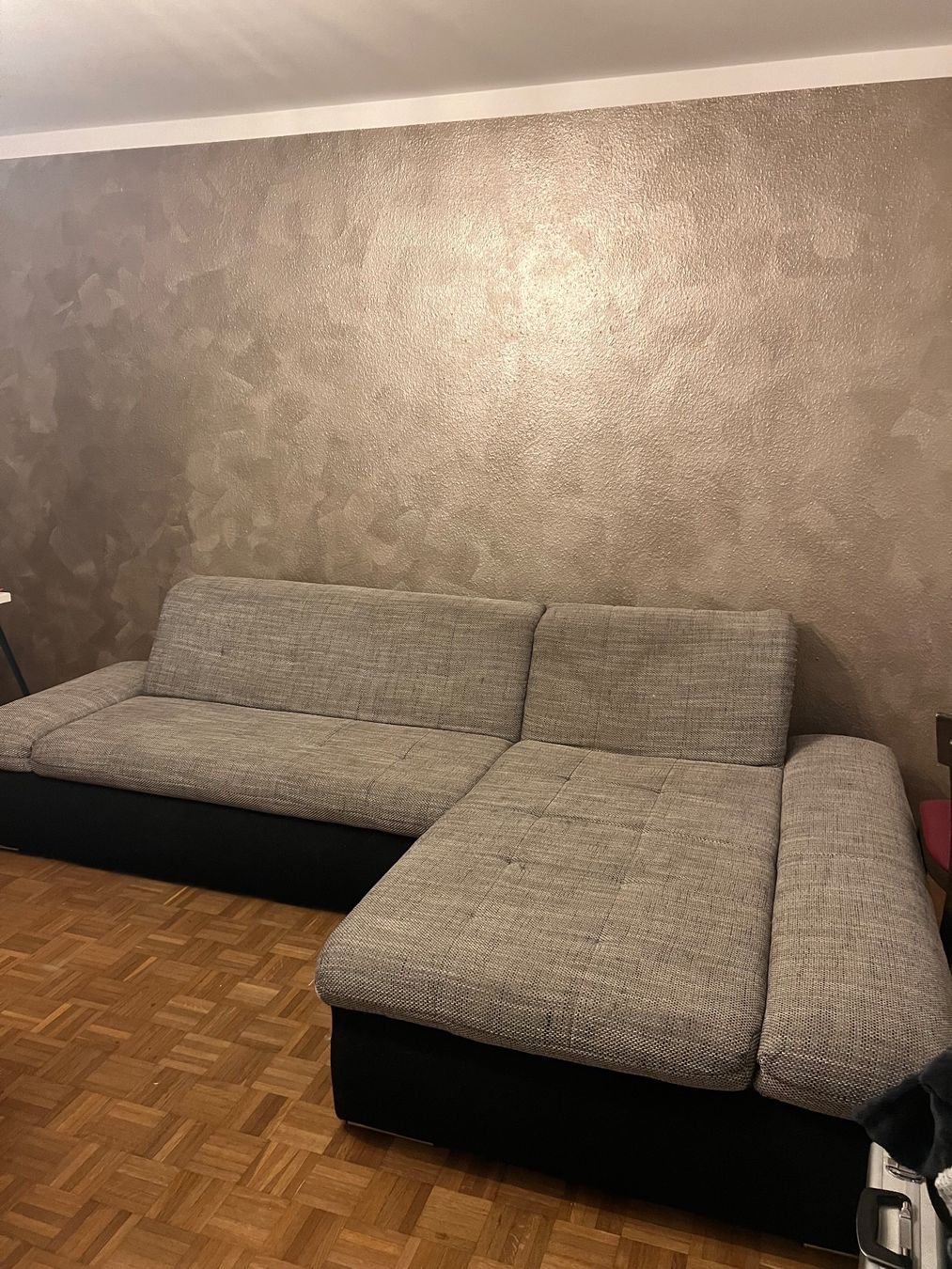 Sofas: Verkaufe L-förmiges Sofa/Couch – Gebraucht aus Zürich von dawson00