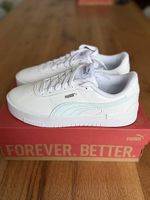 Puma Jola / Weis & Hellbalu / Sneaker / Neu
