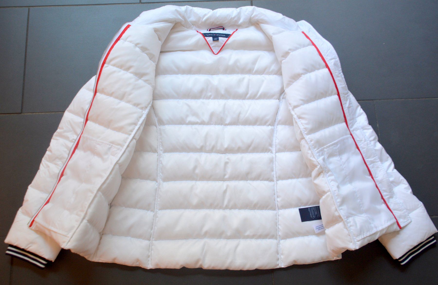 Tommy Hilfiger Giacche: Daunenjacke Tommy Hilfiger doudoune .L – Usato da Collonges venduto da arashee 1