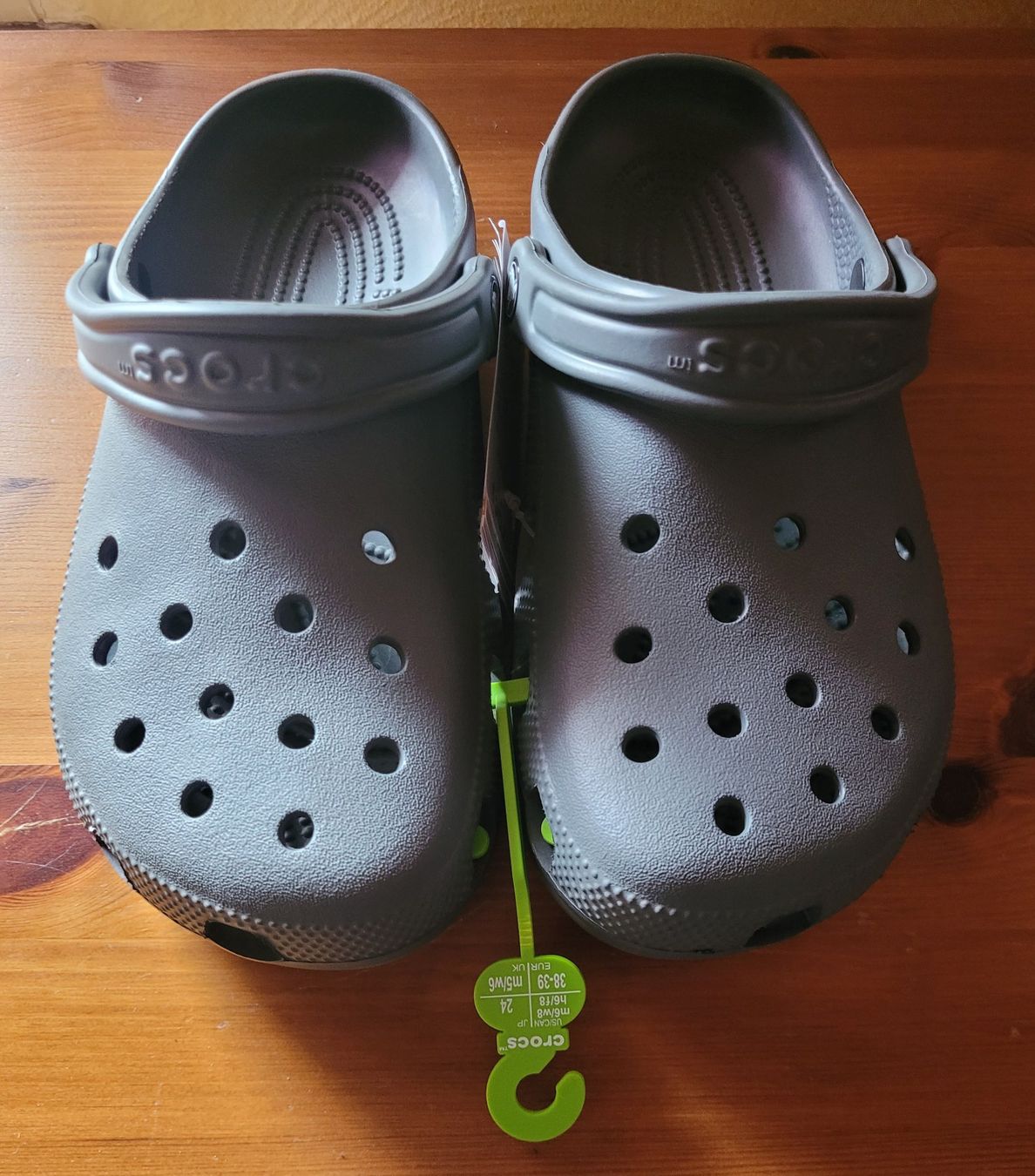 Crocs Herrenschuhe: *** Crocs *** – Neu und originalverpackt aus Bannwil von Turtle10