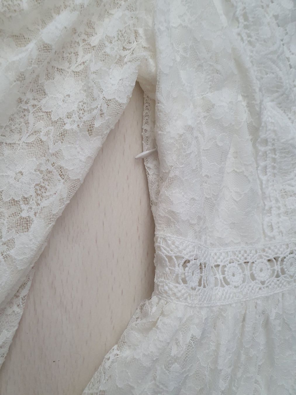 Robes: Helles Spitzen Blusenkleid Gr XS – D'occasion à Münsingen par BlackTears-3 2