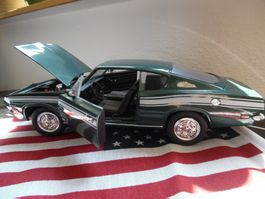1969 Playmouth Barracuda Modell 1:18 Metall