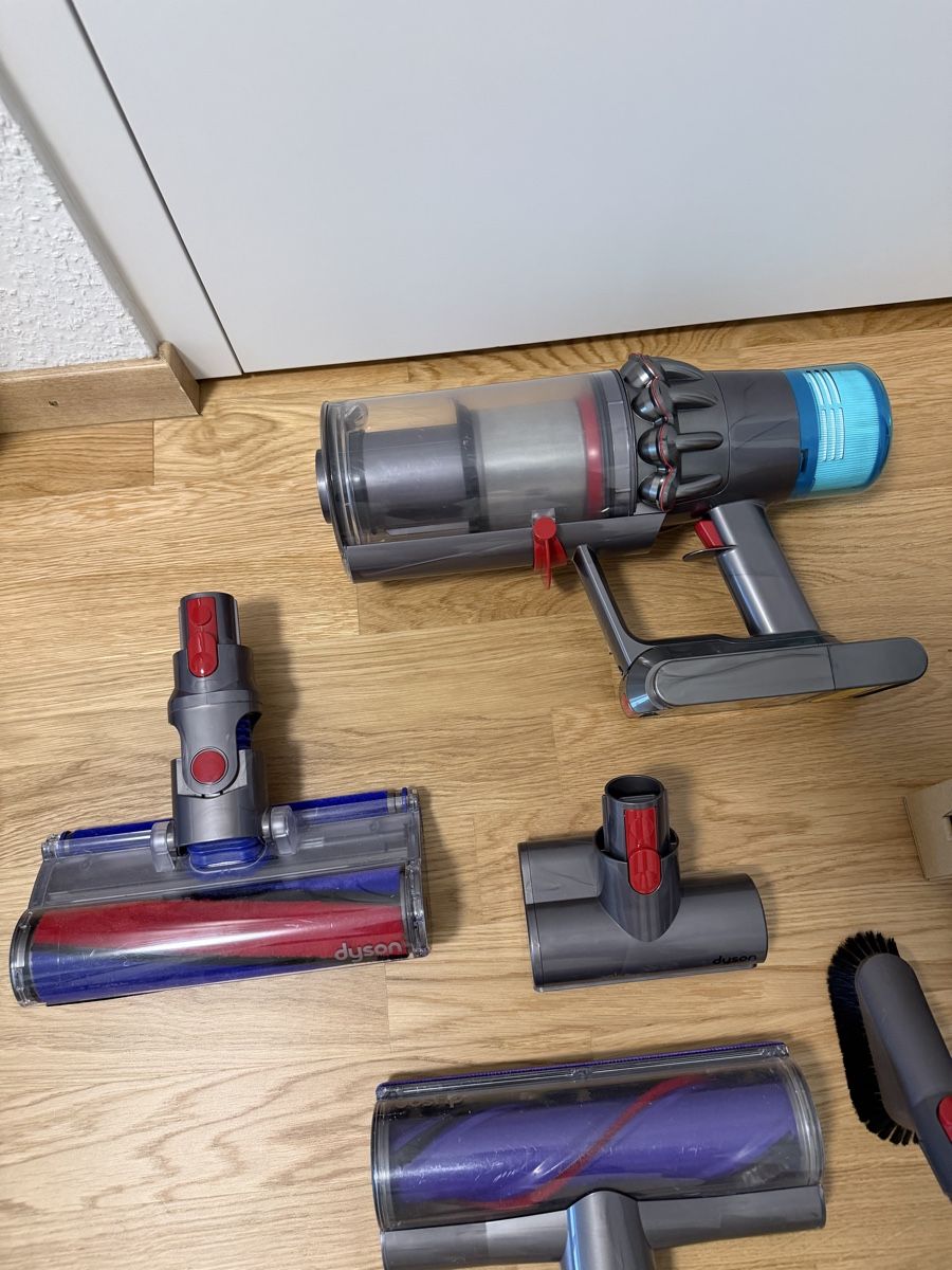 Dyson Aspirapolveri & Accessori: Dyson V11 – Usato da Meyrin venduto da SA_3006 1