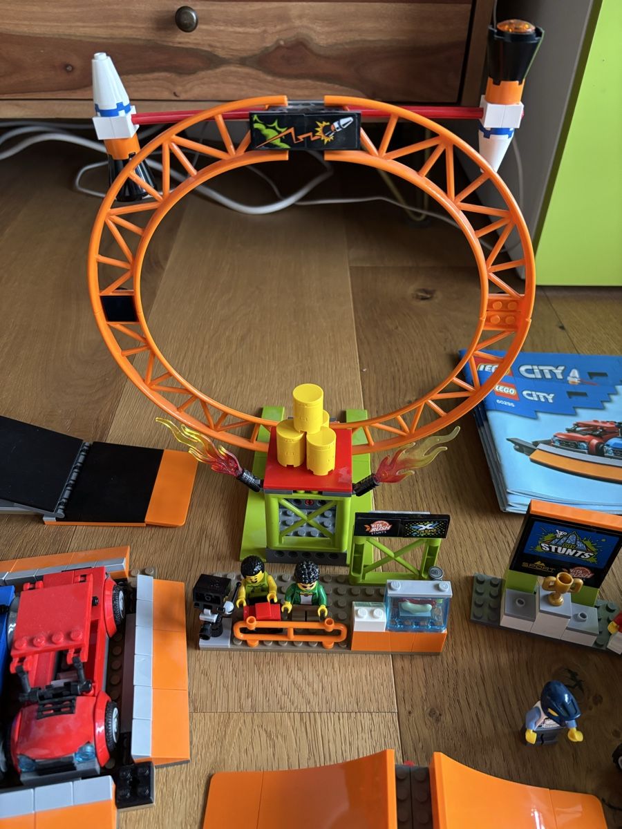 Lego Kit di costruzioni: Lego City Stunts 60295 – Usato da Les Agettes venduto da stephe74 4
