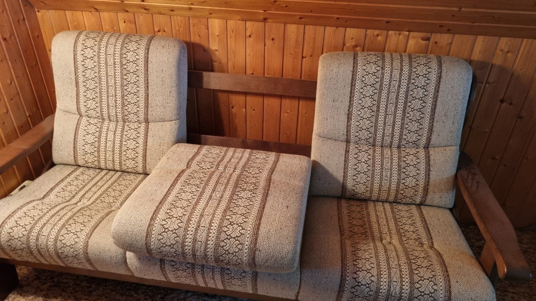 Pfister Sofas: Vintage Wohnzimmer Set: Sofa, Sessel & Tisch, Holz Top! – Gebraucht aus Liestal von Reki0 3