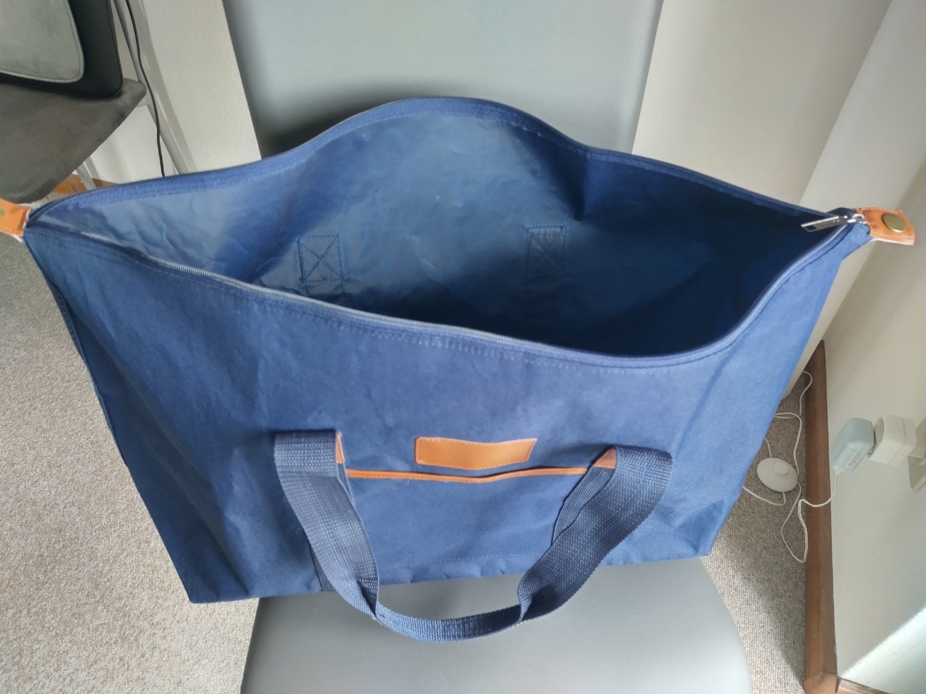 Borse: Grosse, robuste Reisetasche / Sporttasche – Nuovo (secondo la descrizione) da Jona venduto da Argus36 4