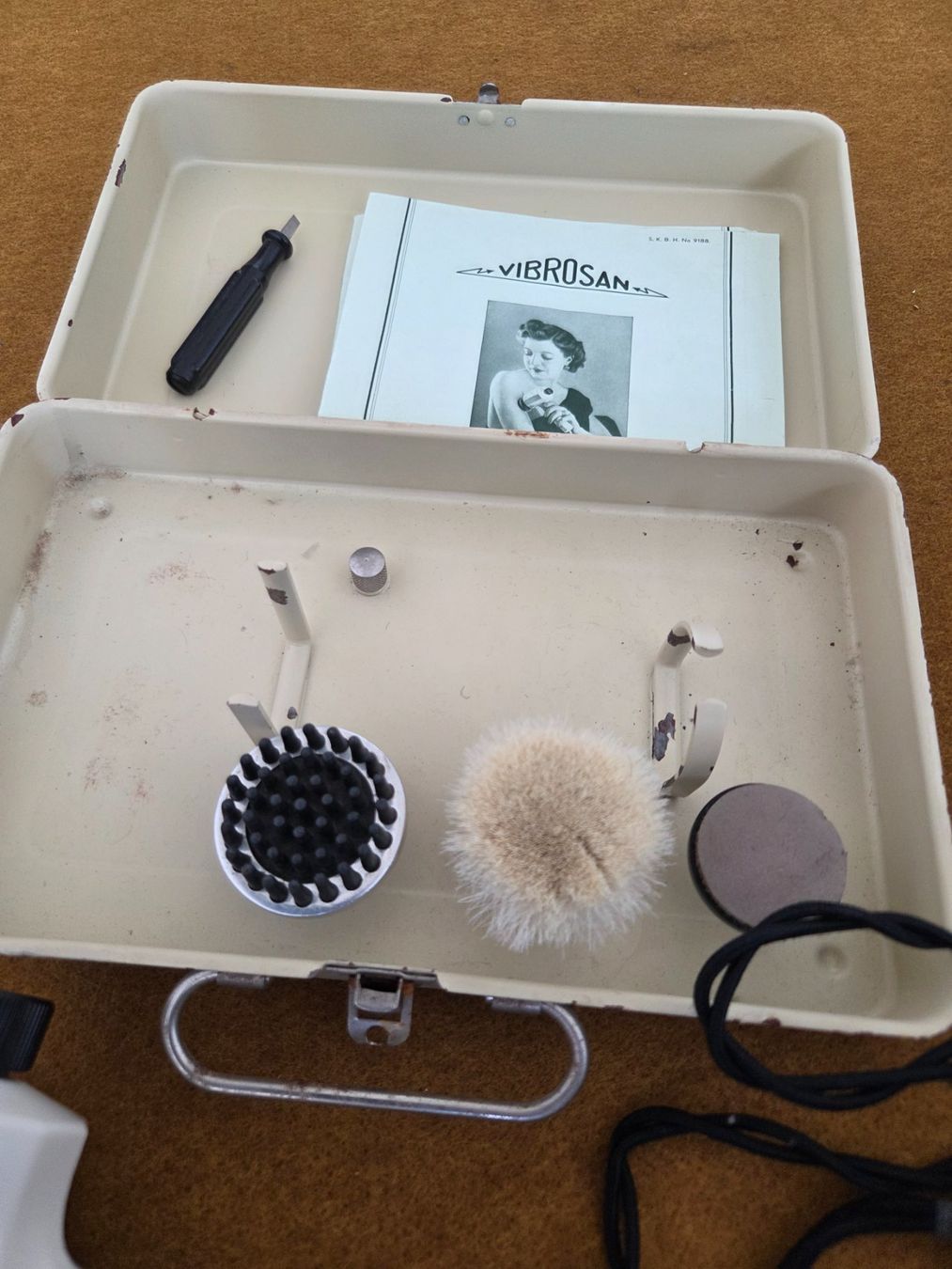 Massagegeräte: Vintage Massagegerät Vibrosan - 1958 – Gebraucht aus Hünenberg von pma_dm5g 6