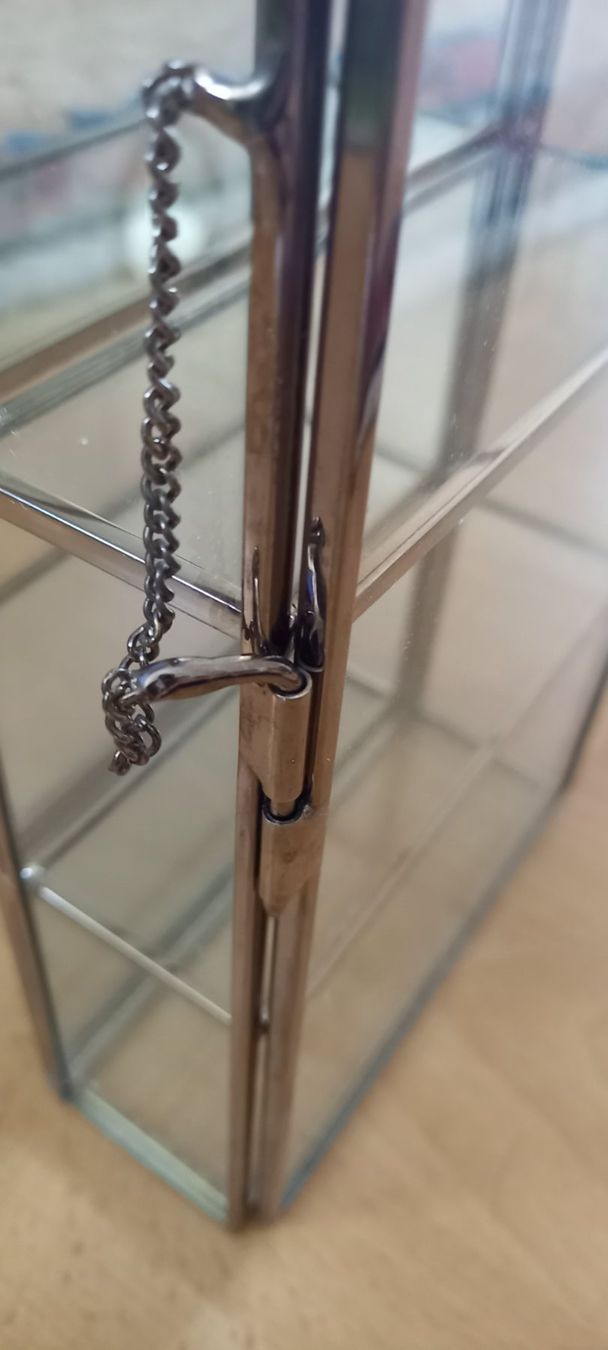 Vitrinen: Glasvitrine klein – Gebraucht aus Höri von bsc_68fw 5