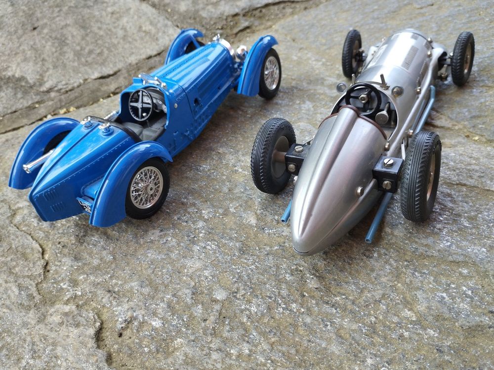 Sehr schöne, alte Modelle von Rennwagen | Kaufen auf Ricardo