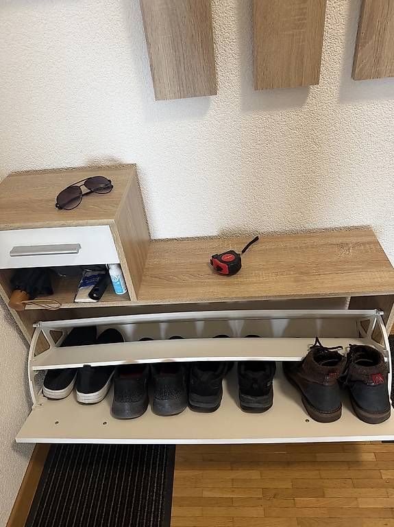 Guardaroba: Garderobe  – Usato da St.Gallen venduto da Didi1969 1