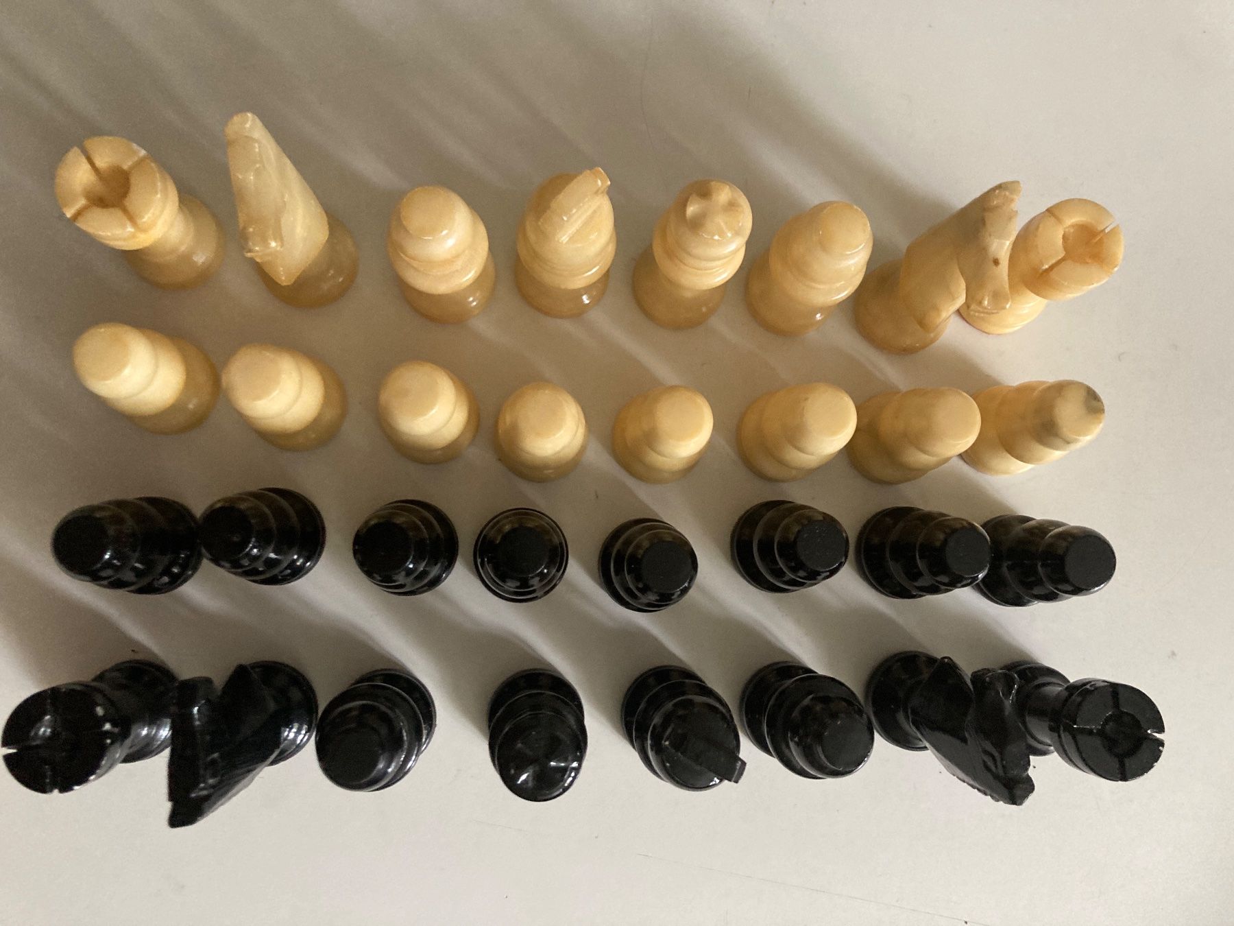 Jeux: Schachfiguren ohne Brett – D'occasion à Zürich par Chaeffeler 1
