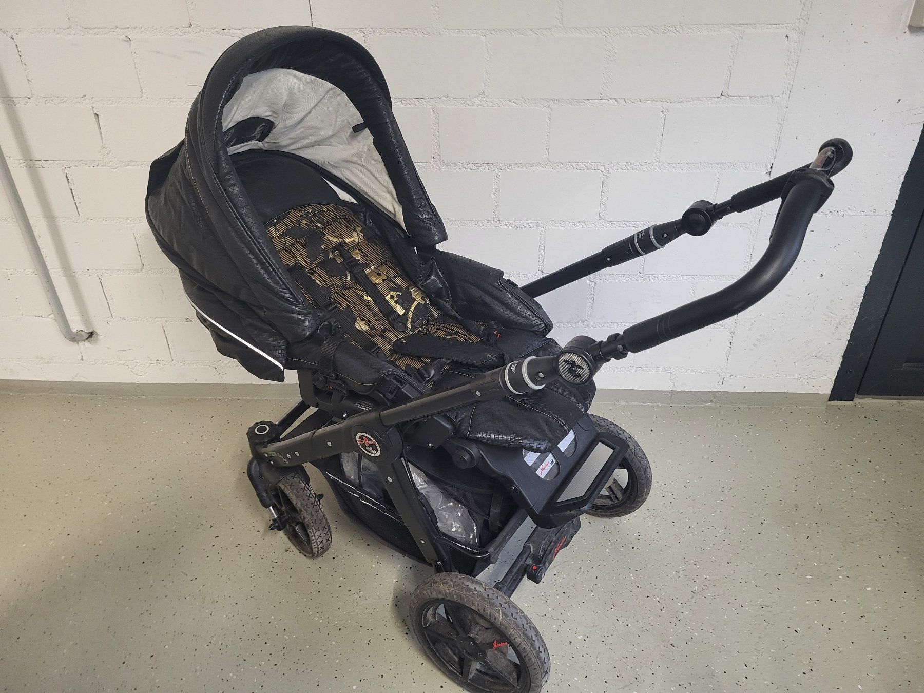 Hartan Carrozzine: Kinderwagen mit Tragetasche von Hartan – Usato da Hünenberg venduto da bue_6ssh 5