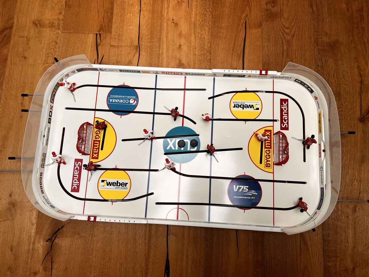 Stiga Spiele: Stiga Eishockey Tischspiel – Gebraucht aus Bachenbülach von  1
