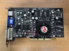 HIS ATI Radeon 8500 Retail 64MB DDR  AGP Retro-Grafikkarte 