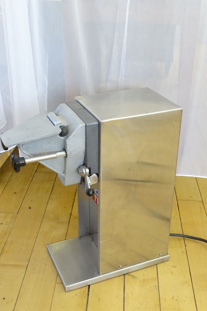 Elettrodomestici da cucina: Professionelle kasereib-maschinee TMP R 100 – Usato da Fulenbach venduto da Annie.s_Mid_Century 3