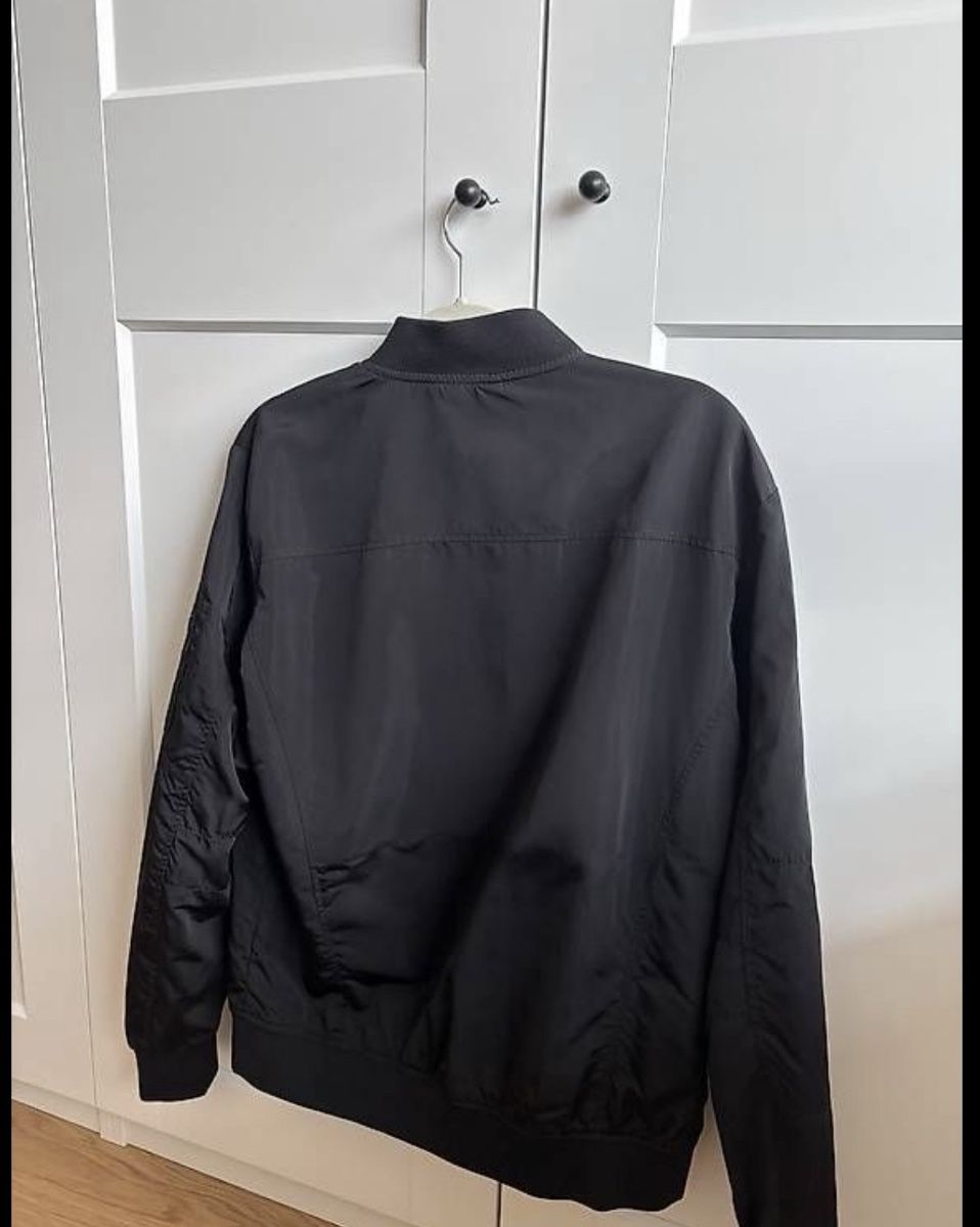 Zara Giacche: Bomberjacke Zara Schwarz Grösse XL – Usato da Stansstad venduto da samuel_wirth 1