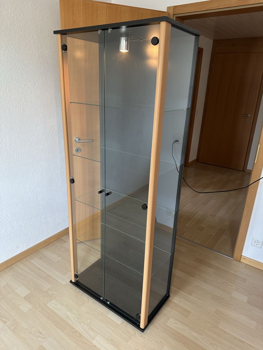 Vetrine: Vitrine mit Beleuchtung  – Usato da Rafz venduto da Dilifledermaus 1
