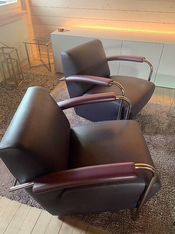 Leolux Sofas: Leolux Sofa Garnitur mit Glastisch und Teppich – Gebraucht aus Gümligen von Troki 1