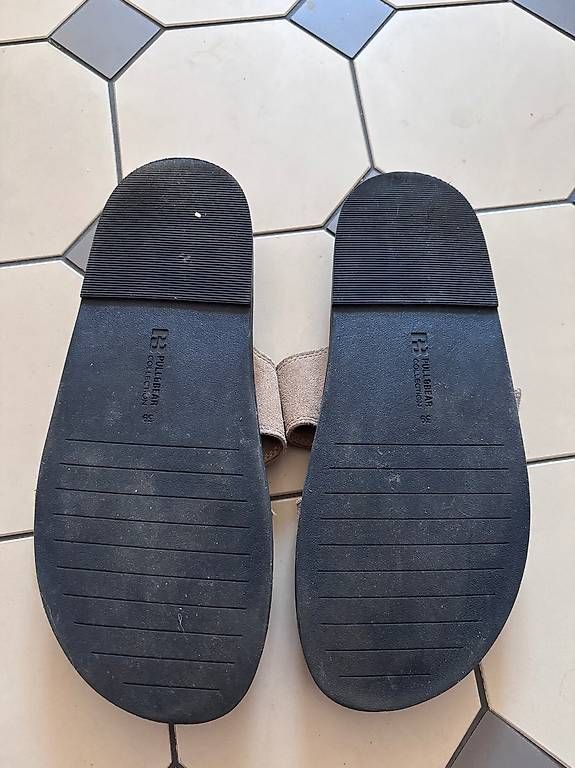 Damenschuhe: Pantoletten (neu) Grösse 39 – Gebraucht aus Bern von viddra 1