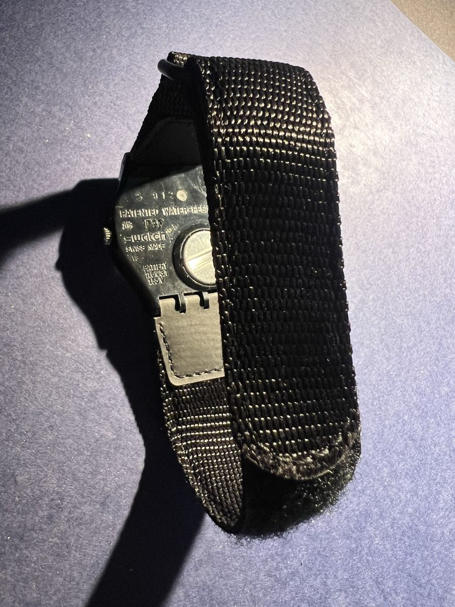 Swatch Montres: Swatch Dooble Loop – D'occasion à Laufen par groove60 2