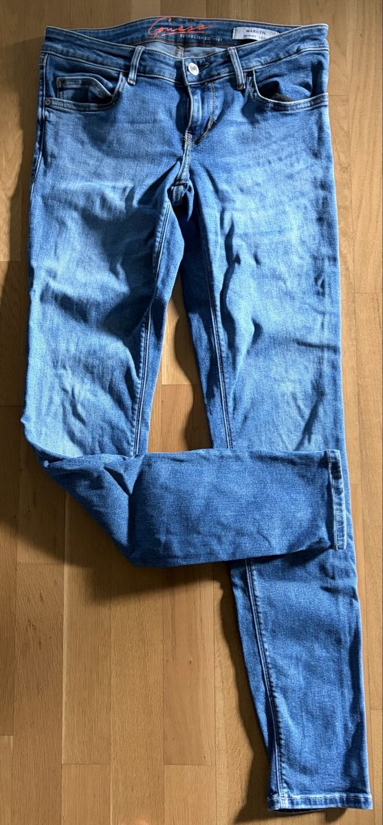 Guess Jeans: Guess Jeans Skinny Low, Gr. 27 – Usato da Schaffhausen venduto da London114