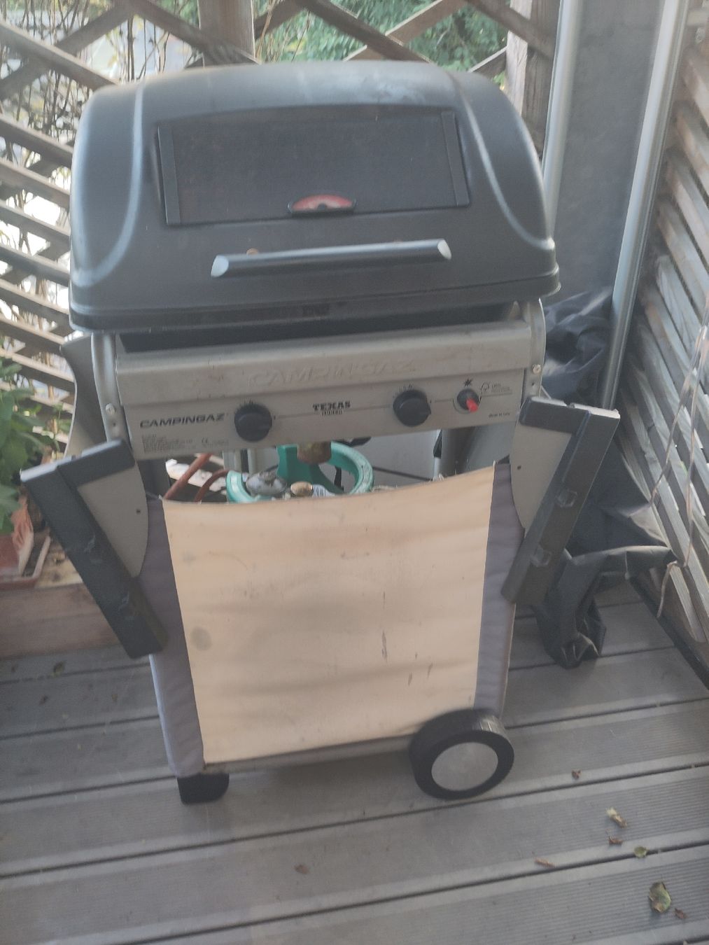 Griglie: CampingasTexas Grill – Difettoso da Zürich venduto da Viarey 5