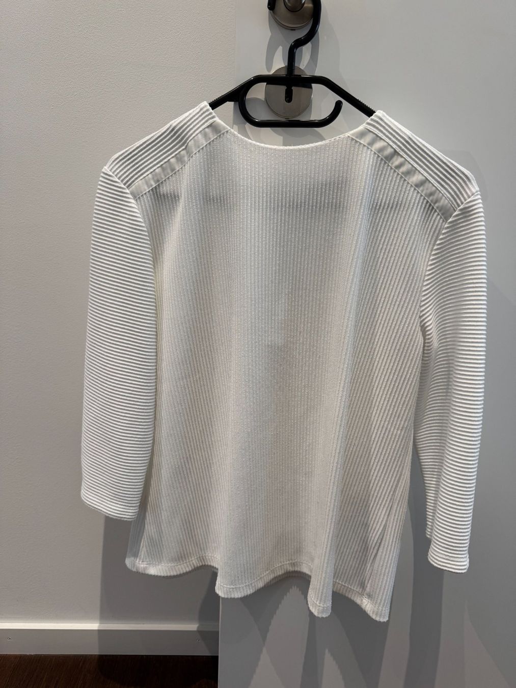Pullover & Sweatshirts: Taifun Pullover, Gr.38 – Gebraucht aus Wallisellen von LuzMatrecito