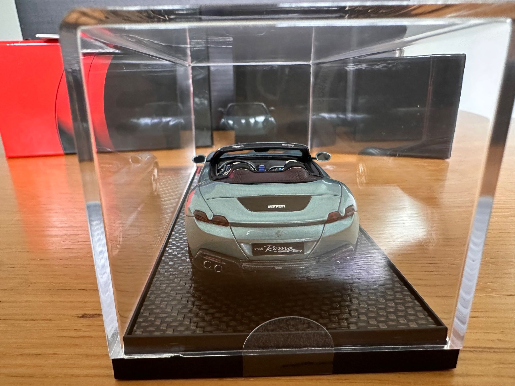 Ferrari Modellautos: Ferrari Roma Spider Celeste Tevere 1/43 – Neu und originalverpackt aus Stein AR von Krabbe2 5