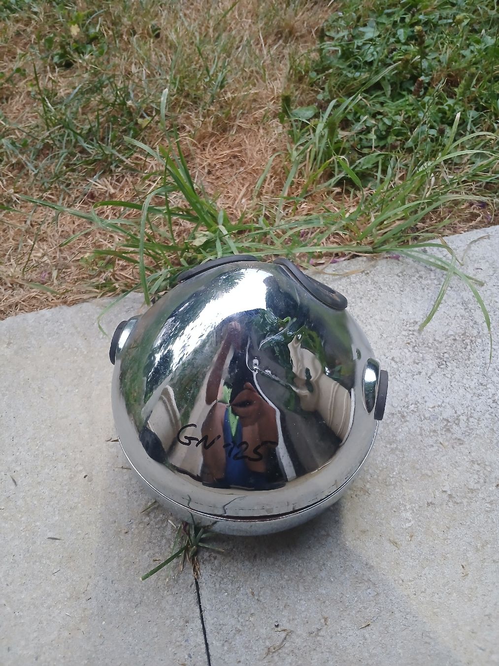 Phares: Suzuki GN 125 feu phare scheinwerfer  – D'occasion à Fey par lobanovski1 2