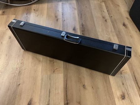 Gitarrenkoffer (Hardshellcase)