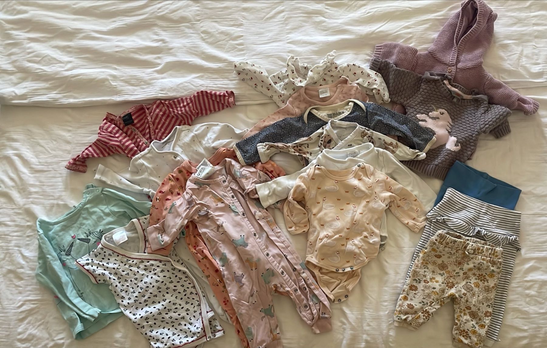 Lotti & Set di vestiti: Baby Kleiderpacket Mädchen 62/68 – Usato da Zürich venduto da 509lizzie9