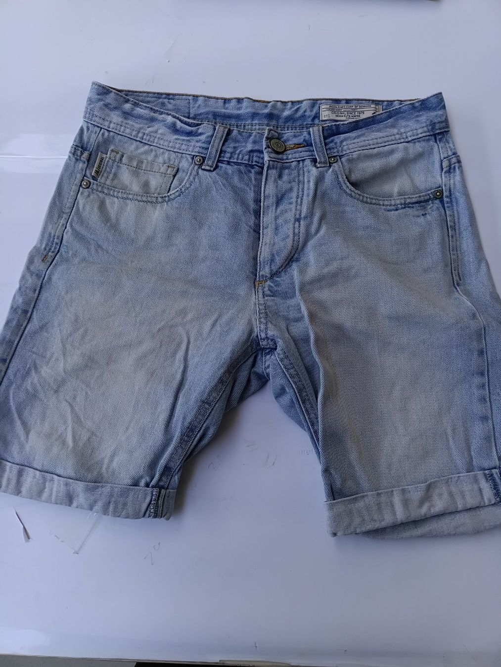Jeans: Jack&Jones Jeans Shorts – Usato da Wängi venduto da Ladys_First