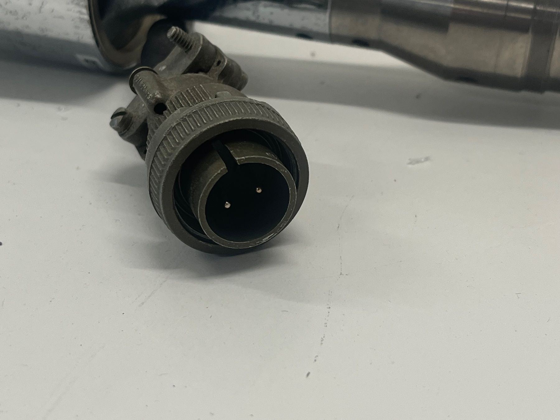 Tutte le macchine: Branson Sonifier Cell Disruptror transducer 102 – Usato da Niederdorf venduto da LeptonAG_Labor 1