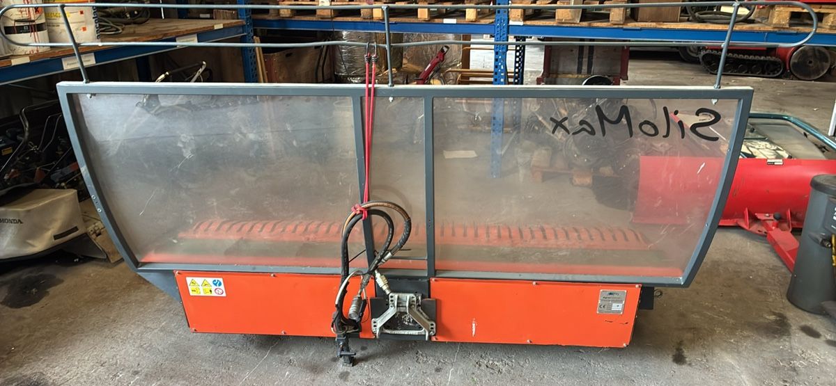 Ibex Tutte le macchine: Silomax 220  – Usato da Berschis venduto da 746383 1