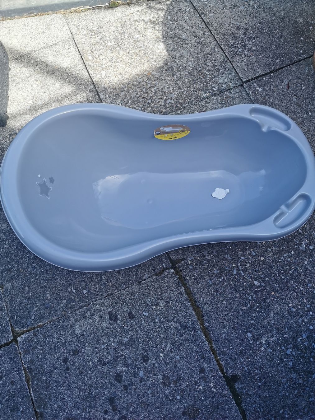 Baignoires: Baby Badewanne grau – D'occasion à Brunnen par JJaime