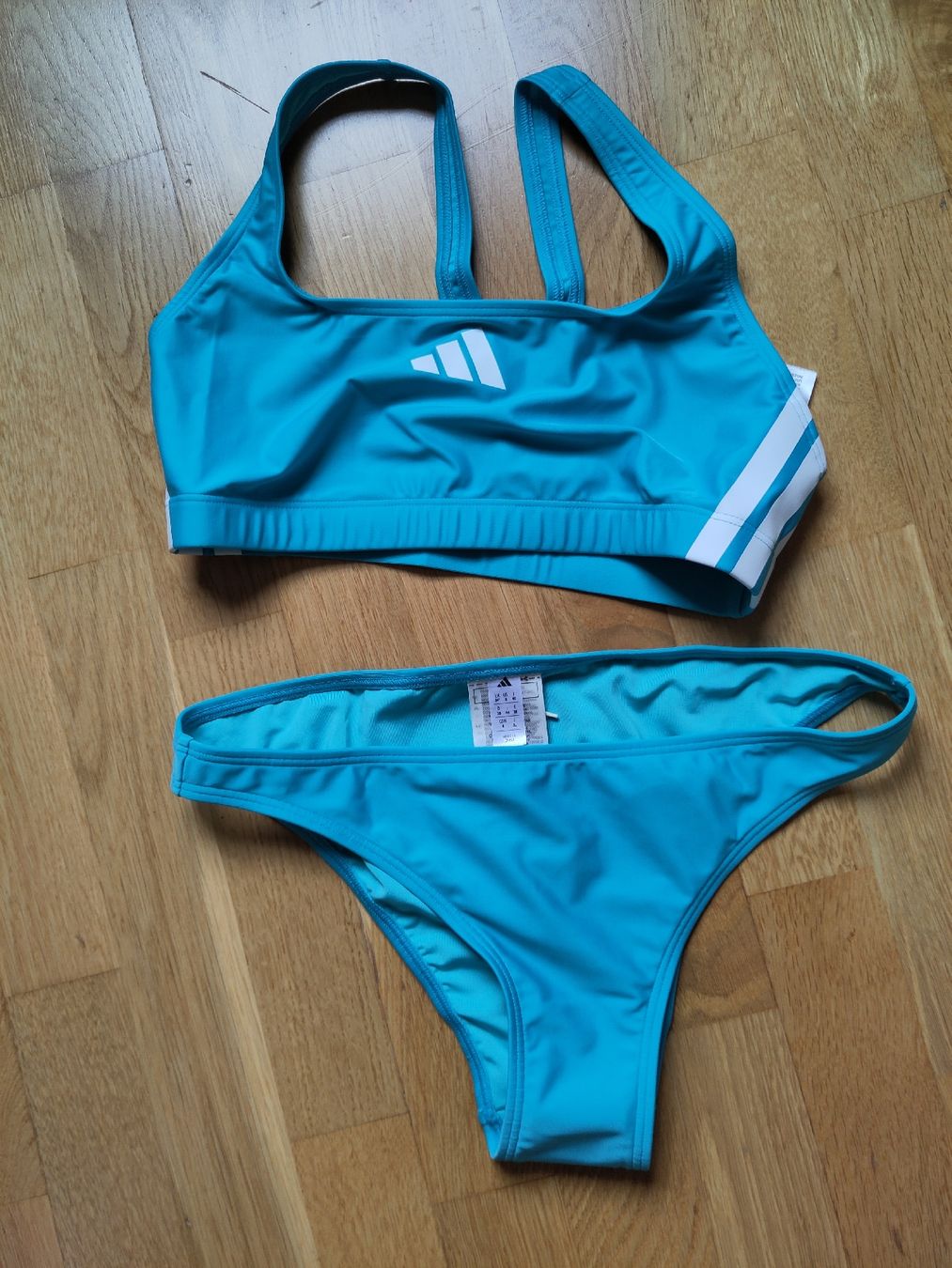 Adidas Costumi da bagno & Bikini: Bikini Adidas  – Nuovo e nell'imballaggio originale da Wettingen venduto da F.Buergisser