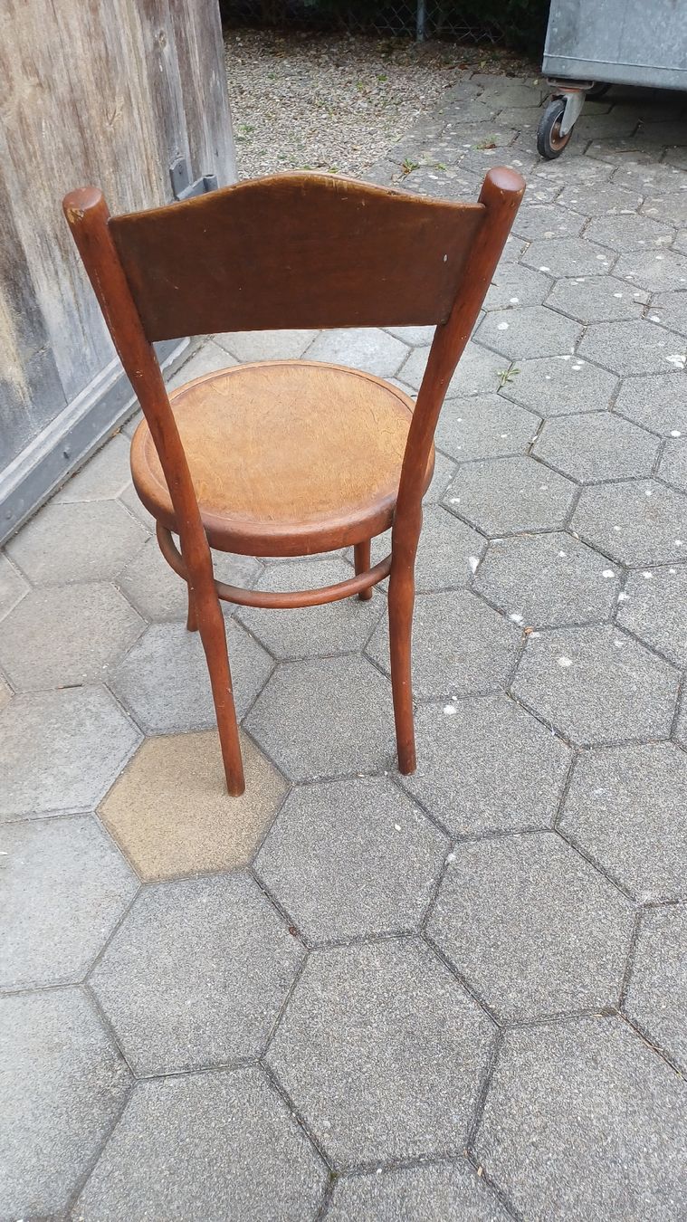 Stühle: Beizenstuhl – Gebraucht aus Flawil von Pinkmalibu 9