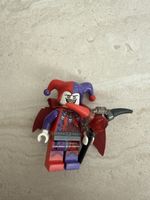 Lego Figur Jester Nexo Knights rot violett gebraucht