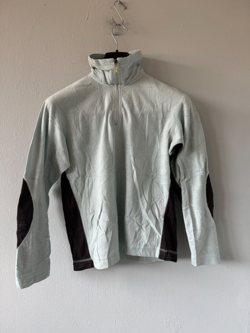 Patagonia Pullover & Sweatshirts: Patagonia Synchilla 1/4 zip pullover women M – Gebraucht aus Neuchâtel von _Easy_to_Find_ 1