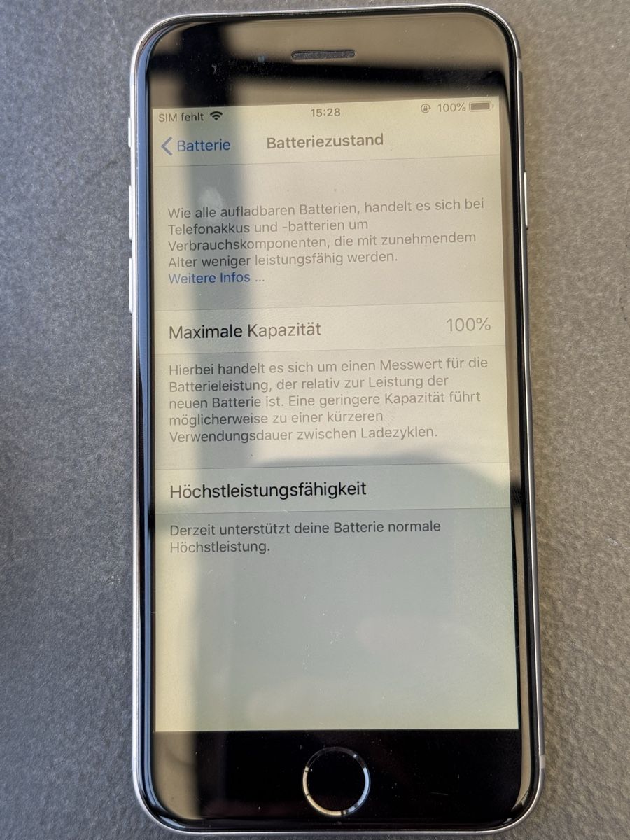 Apple Telefoni cellulari / Smartphones: 2x Apple iPhone 6, 64 GB, Space Grau 100% Akku – Usato da Kloten venduto da RonjaTonga 2