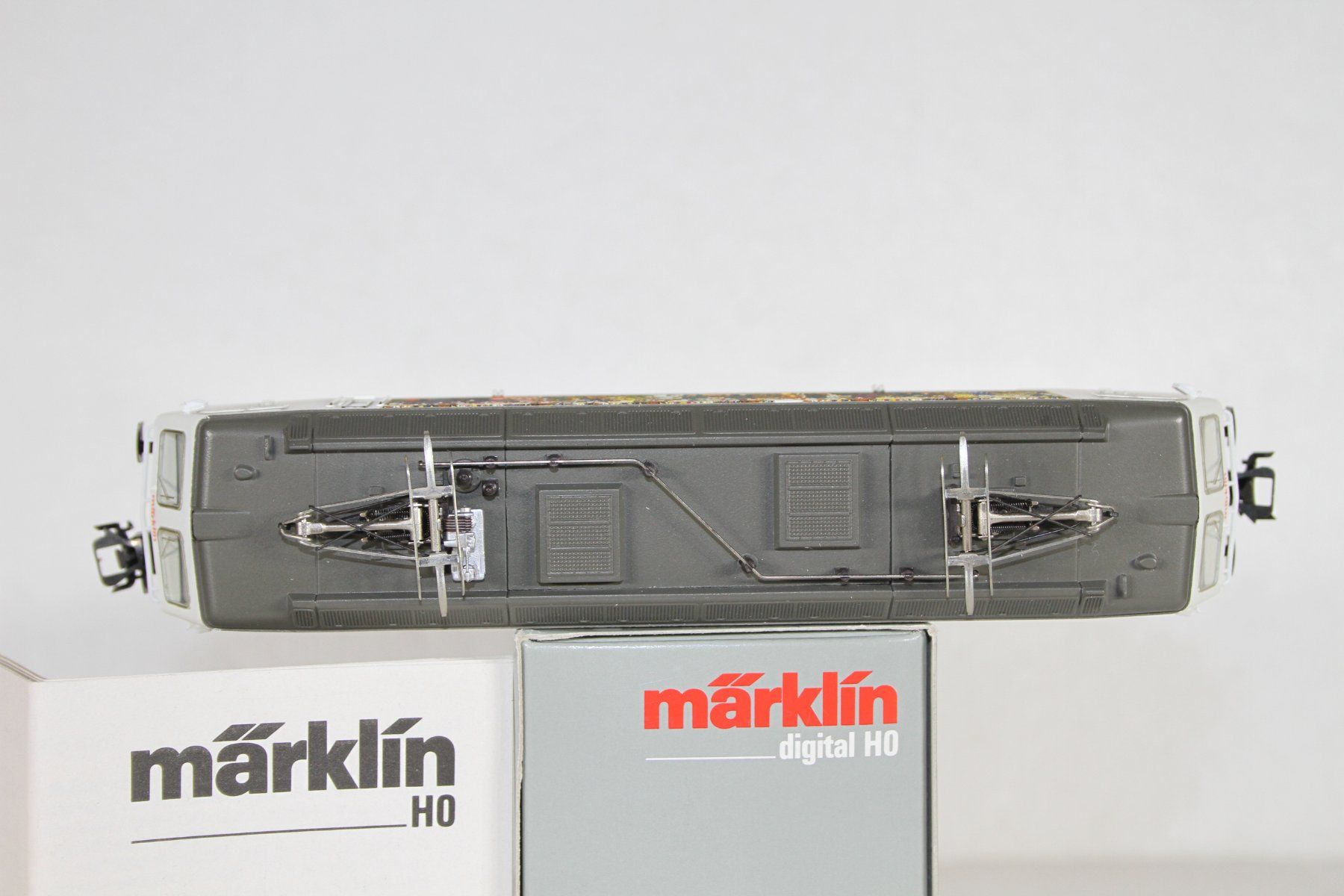Märklin Modellini di ferrovie: Märklin 37303 Re 4/4 IV, 446 SOB Digital – Usato da Triesen venduto da gleis8 6