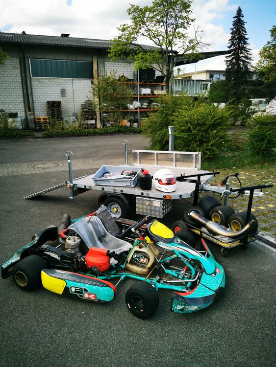 Rennkart inkl. Anhänger und viel Zubehör 1