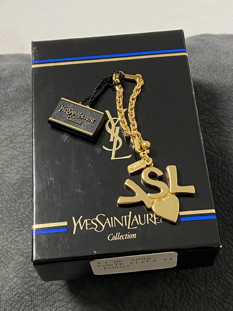 Saint Laurent Ciondoli: Bijoux de sac Yves Saint Laurent – Usato da Montreux venduto da Perledor 4