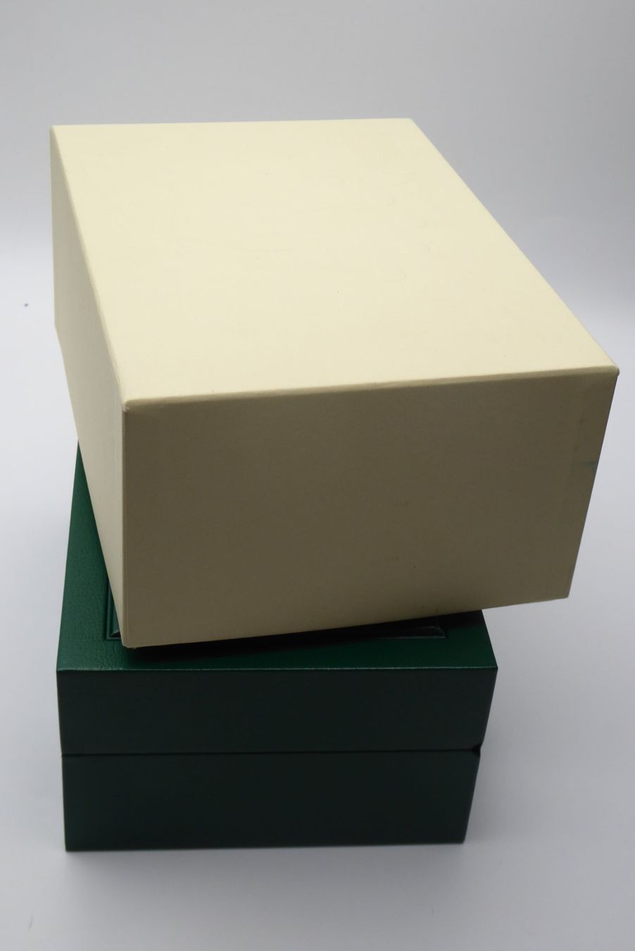 Rolex Scatole porta orologi: Rolex Box model 39139.8064 - Oyster M – Usato da Geneve venduto da adr_xk6n 8