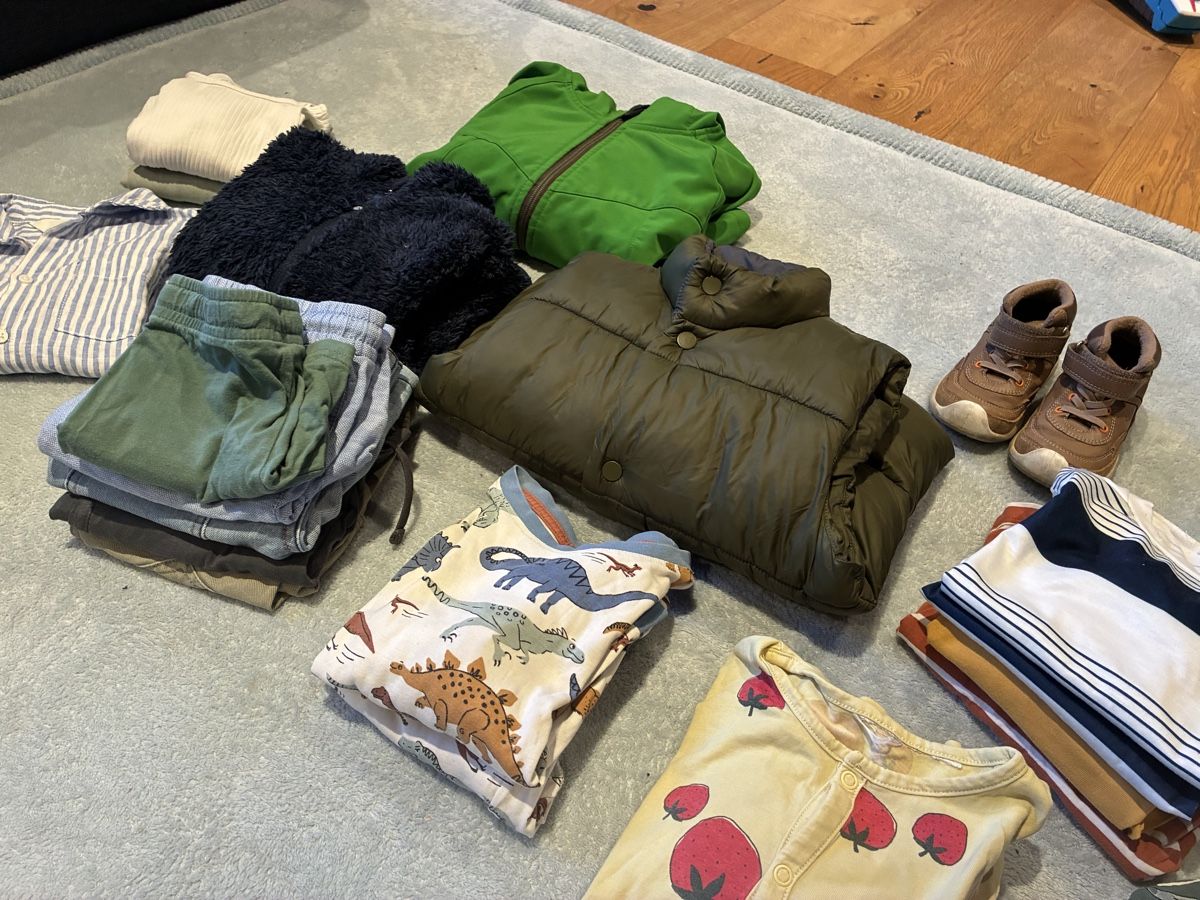 Lotti & Set di vestiti: Kleiderpaket Grösse 104 Junge – Usato da Mitlödi venduto da meyer-sabrina 7