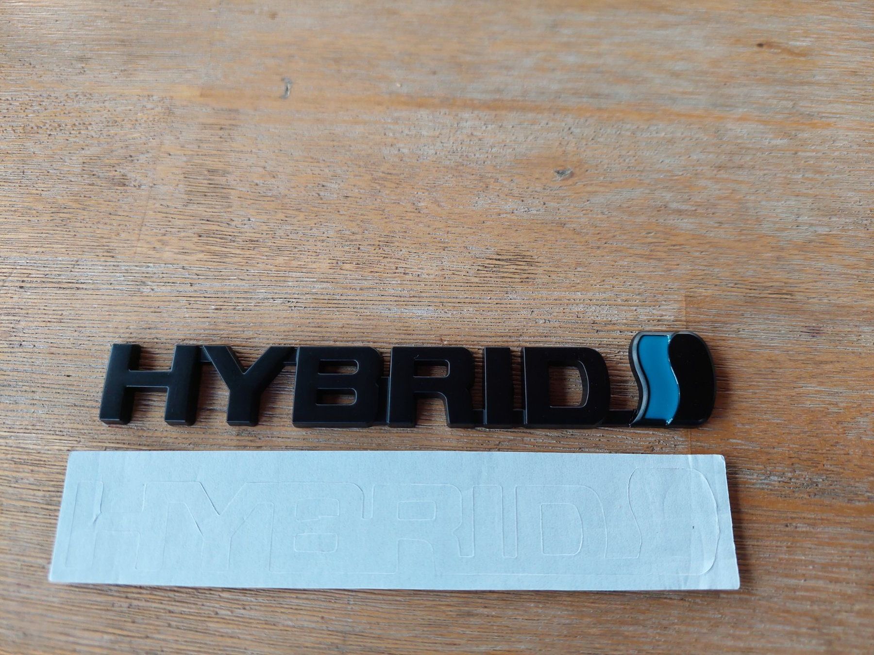 Alle Autoersatzteile: Schriftzug Hybrid – Neu und originalverpackt aus Zürich von makimakimak 2
