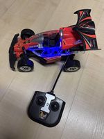 Ferngesteuertes Auto