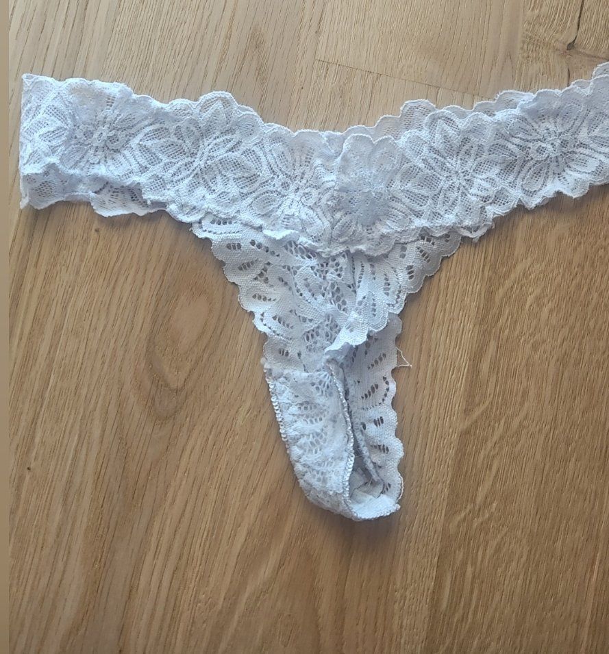 Sonstige Unterwäsche: Tanga weiss gewaschen – Gebraucht aus Suhr von jes_rtc9