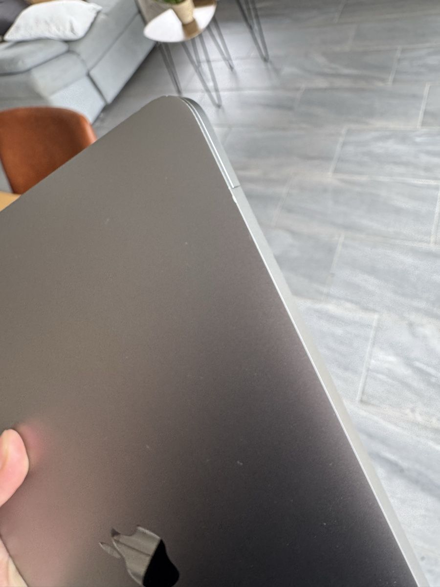 Apple Notebooks: MacBook Pro 13 2020 M1 8GO – Gebraucht aus Pringy von debbie.cstl 3