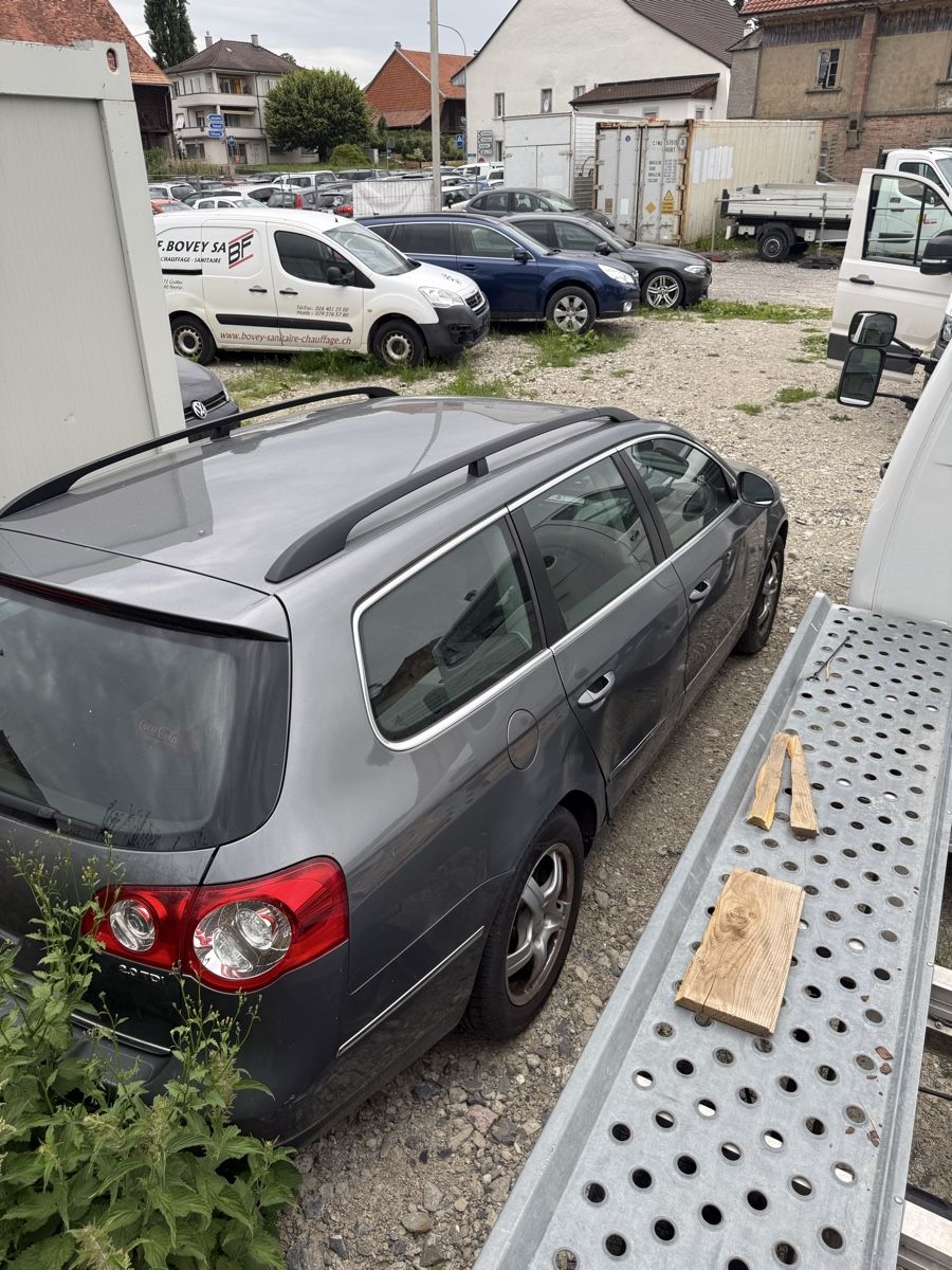 VW Automobili: Vw passat 2.0TDI – Difettoso da Marly venduto da lab_665j 3